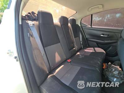 2021 Nissan Sentra SV - zdjęcie 13 z 23 - miniatura