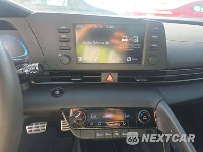 2025 Hyundai Elantra SEL Sport - zdjęcie 10 z 22 - miniatura