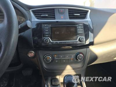 2017 Nissan Sentra SV - zdjęcie 7 z 26 - miniatura
