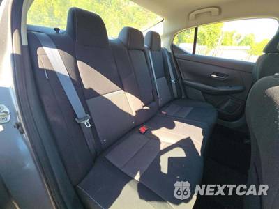 2022 Nissan Sentra SV - zdjęcie 13 z 22 - miniatura