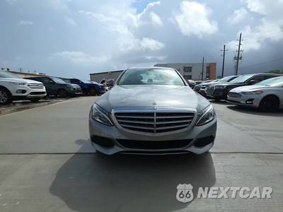 2015 Mercedes-Benz C 300 Sedan w/Luxury Pkg - zdjęcie 2 z 34 - miniatura