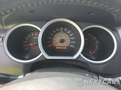 2005 Toyota Tacoma PreRunner Crew Cab Medium Bed - zdjęcie 6 z 31 - miniatura