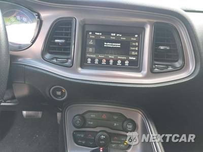 2023 Dodge Challenger SXT - zdjęcie 10 z 25 - miniatura