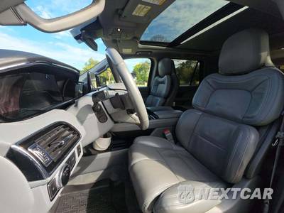 2021 Lincoln Navigator L Reserve - zdjęcie 6 z 26 - miniatura