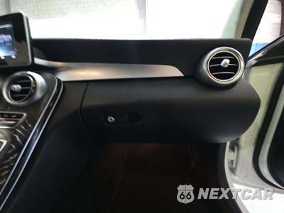 2017 Mercedes-Benz C 350e Sedan - zdjęcie 19 z 28 - miniatura