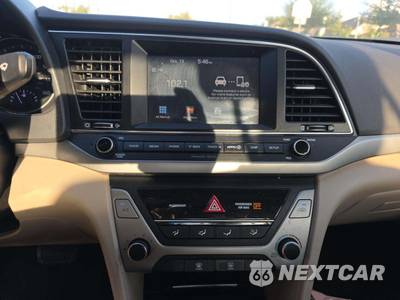 2018 Hyundai Elantra SEL Sedan - zdjęcie 7 z 24 - miniatura