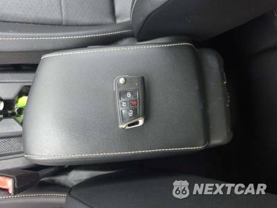 2021 Volkswagen Tiguan SE - zdjęcie 8 z 22 - miniatura