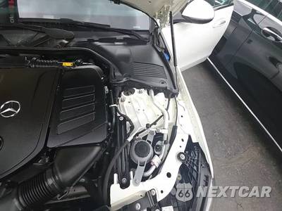 2023 Mercedes-Benz C 300 4MATIC Sedan - zdjęcie 29 z 31 - miniatura