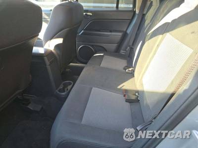 2012 Jeep Compass Latitude - zdjęcie 13 z 32 - miniatura