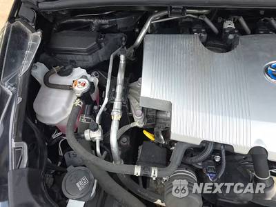 2022 Toyota Prius LE - zdjęcie 26 z 32 - miniatura