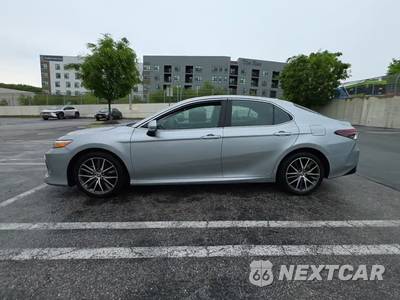 2024 Toyota Camry XLE - zdjęcie 3 z 30 - miniatura