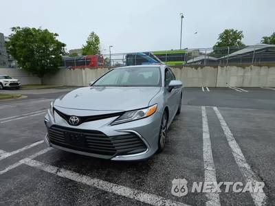 2024 Toyota Camry XLE - zdjęcie 1 z 30 - miniatura