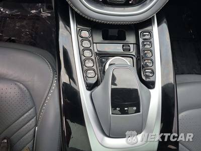 2021 Aston Martin DBX - zdjęcie 27 z 32 - miniatura
