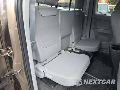 2012 Toyota Tacoma Extended Cab Medium Bed w/Rear Doors - zdjęcie 16 z 39 - miniatura