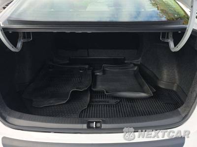 2025 Toyota Corolla LE Sedan - zdjęcie 11 z 23 - miniatura