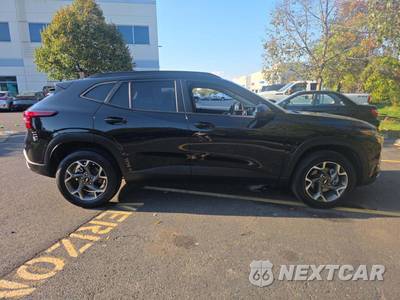 2025 Chevrolet Trax LT - zdjęcie 4 z 29 - miniatura