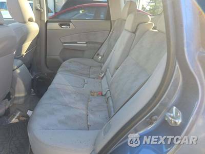 2010 Subaru Forester 2.5X Premium w/All Weather Pkg - zdjęcie 13 z 41 - miniatura
