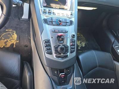 2015 Lamborghini Aventador LP 700-4 Convertible - zdjęcie 21 z 31 - miniatura
