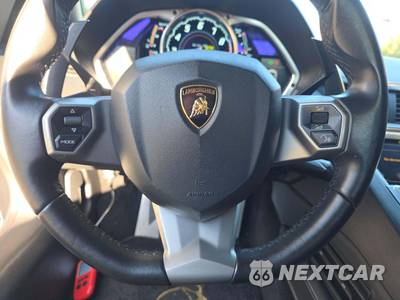 2015 Lamborghini Aventador LP 700-4 Convertible - zdjęcie 22 z 31 - miniatura