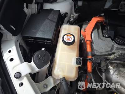 2018 Toyota RAV4 Hybrid LE - zdjęcie 30 z 36 - miniatura