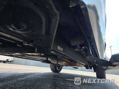 2023 Toyota Tundra Platinum Crew Cab Short Bed - zdjęcie 4 z 27 - miniatura