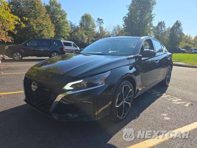 2025 Nissan Altima SR - zdjęcie 1 z 25 - miniatura