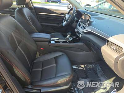 2025 Nissan Altima SR - zdjęcie 18 z 25 - miniatura
