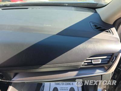 2025 Nissan Rogue SV - zdjęcie 19 z 32 - miniatura