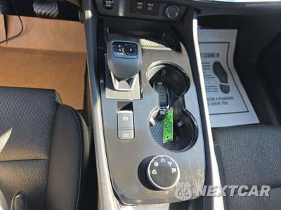 2025 Nissan Rogue SV - zdjęcie 27 z 32 - miniatura
