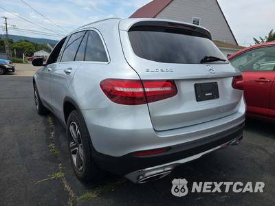 2018 Mercedes-Benz GLC 300 4MATIC - zdjęcie 2 z 35 - miniatura