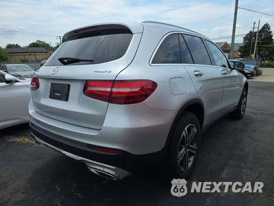 2018 Mercedes-Benz GLC 300 4MATIC - zdjęcie 3 z 35 - miniatura