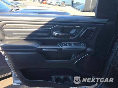 2023 Ram 1500 Limited Crew Cab Short Bed - zdjęcie 26 z 28 - miniatura