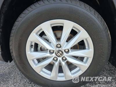 2022 Toyota Corolla Cross LE - zdjęcie 20 z 34 - miniatura