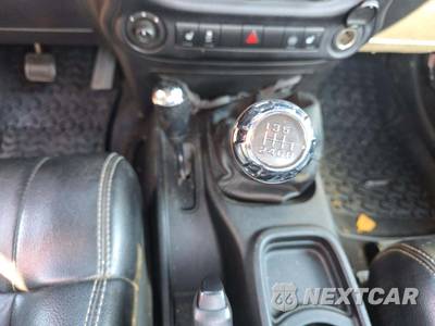 2012 Jeep Wrangler Rubicon - zdjęcie 29 z 32 - miniatura