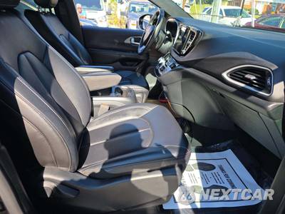 2025 Chrysler Pacifica Select 121.6" WB - zdjęcie 19 z 30 - miniatura