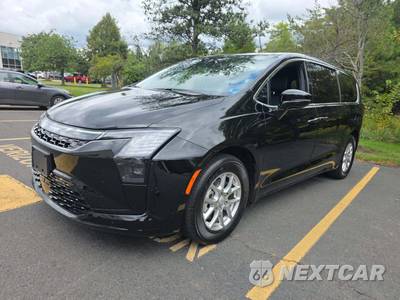 2027 Chrysler Pacifica Select 121.6" WB