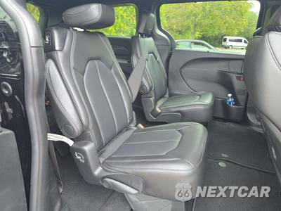 2027 Chrysler Pacifica Select 121.6" WB - zdjęcie 17 z 28 - miniatura