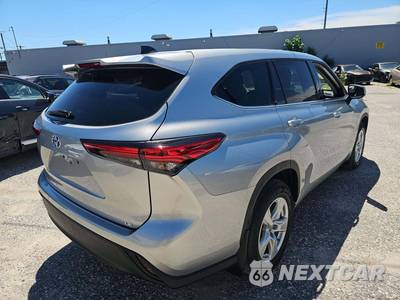 2022 Toyota Highlander Hybrid LE - zdjęcie 3 z 23 - miniatura