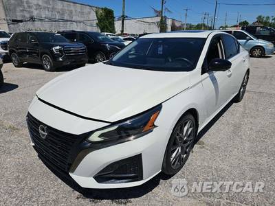 2023 Nissan Altima SR - zdjęcie 1 z 24 - miniatura
