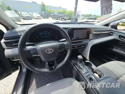 2025 Toyota Camry LE - zdjęcie 10 z 21 - miniatura