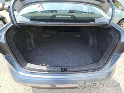 2025 Toyota Corolla LE Sedan - zdjęcie 14 z 21 - miniatura