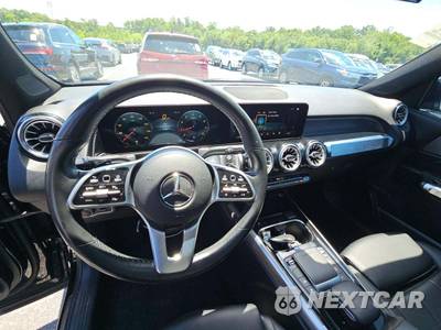 2022 Mercedes-Benz GLB 250 4MATIC - zdjęcie 10 z 22 - miniatura