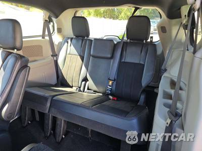 2019 Dodge Grand Caravan SXT 121.2" WB - zdjęcie 14 z 24 - miniatura