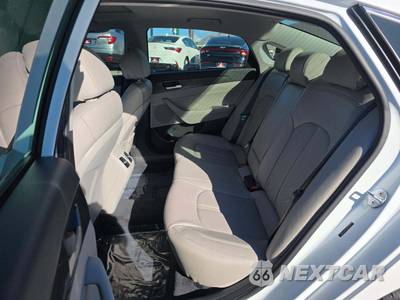 2018 Hyundai Sonata Limited - zdjęcie 13 z 22 - miniatura