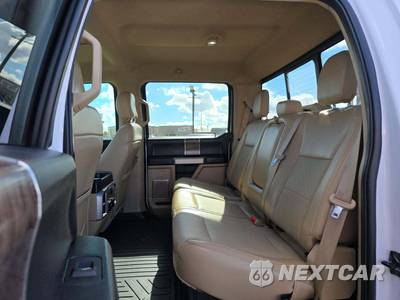 2019 Ford Super Duty F-250 Lariat Crew Cab Medium Bed - zdjęcie 13 z 20 - miniatura