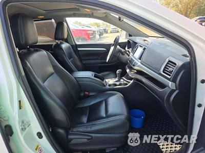 2016 Toyota Highlander Hybrid XLE - zdjęcie 19 z 24 - miniatura