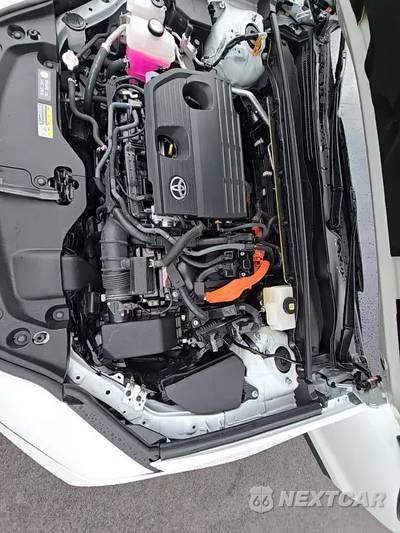 2025 Toyota Crown Signia XLE - zdjęcie 22 z 24 - miniatura