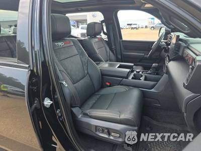 2025 Toyota Tundra i-FORCE MAX TRD Pro Crew Cab Short Bed - zdjęcie 15 z 26 - miniatura