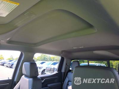 2026 GMC Sierra 1500 SLT Crew Cab Short Bed 4SA - zdjęcie 8 z 22 - miniatura