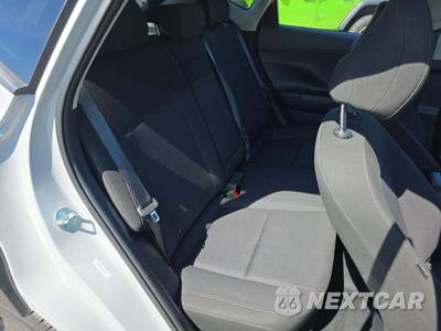 2026 Hyundai Kona SEL Sport - zdjęcie 13 z 21 - miniatura